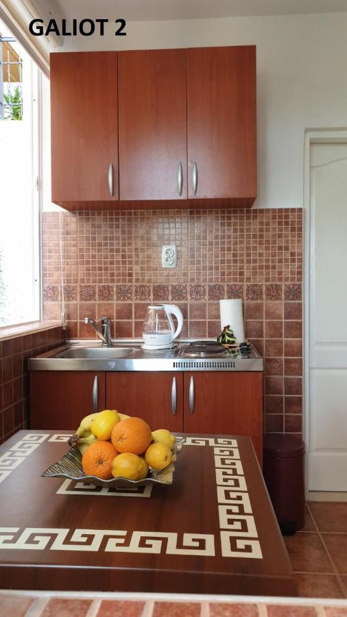 Apartmani Galiot Igalo Esterno foto