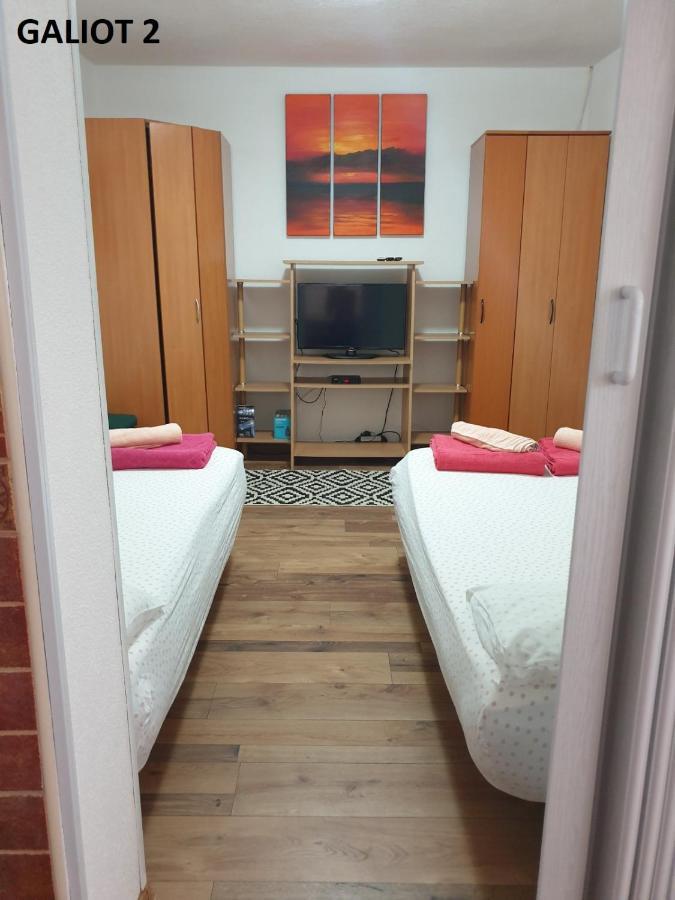 Apartmani Galiot Igalo Esterno foto