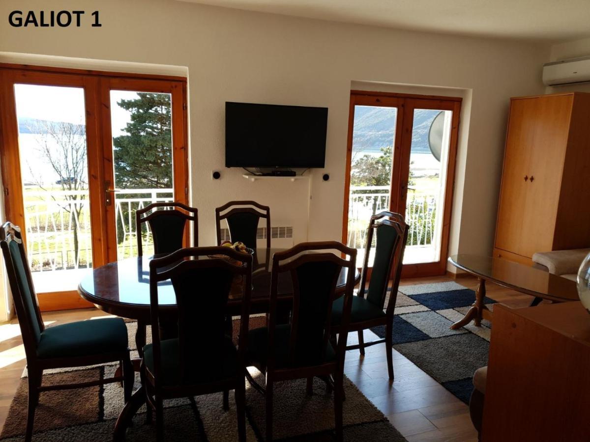 Apartmani Galiot Igalo Esterno foto