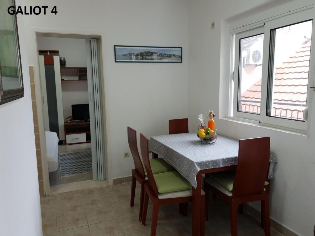 Apartmani Galiot Igalo Esterno foto
