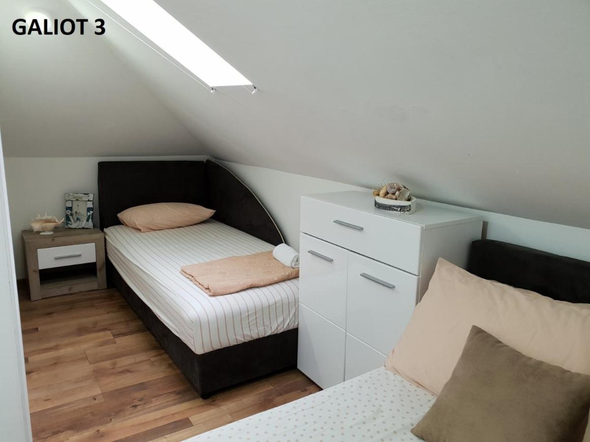Apartmani Galiot Igalo Esterno foto