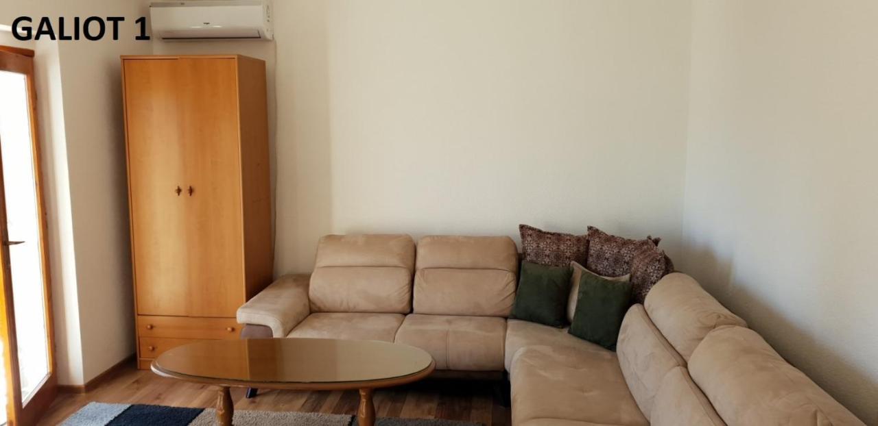 Apartmani Galiot Igalo Esterno foto
