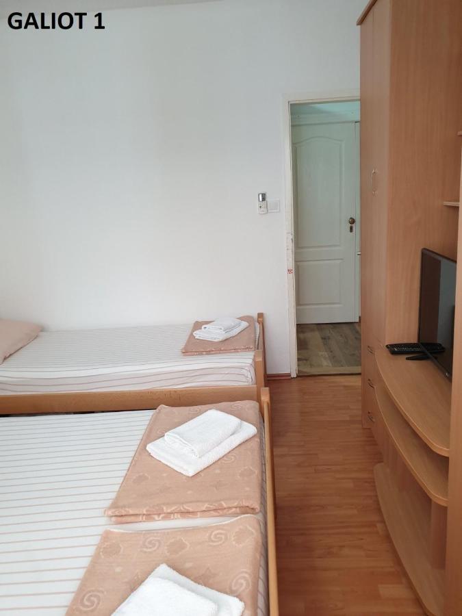 Apartmani Galiot Igalo Esterno foto